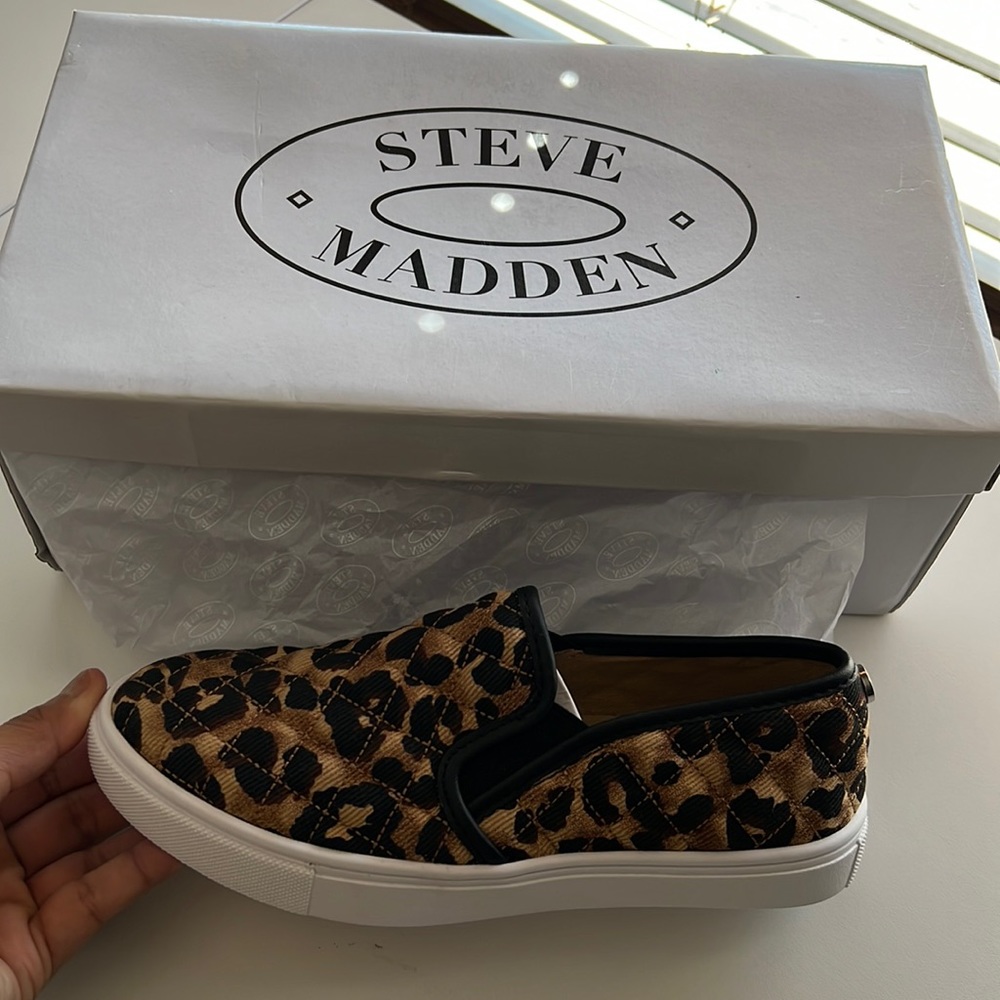 Steve Madden Leopard Slip-on